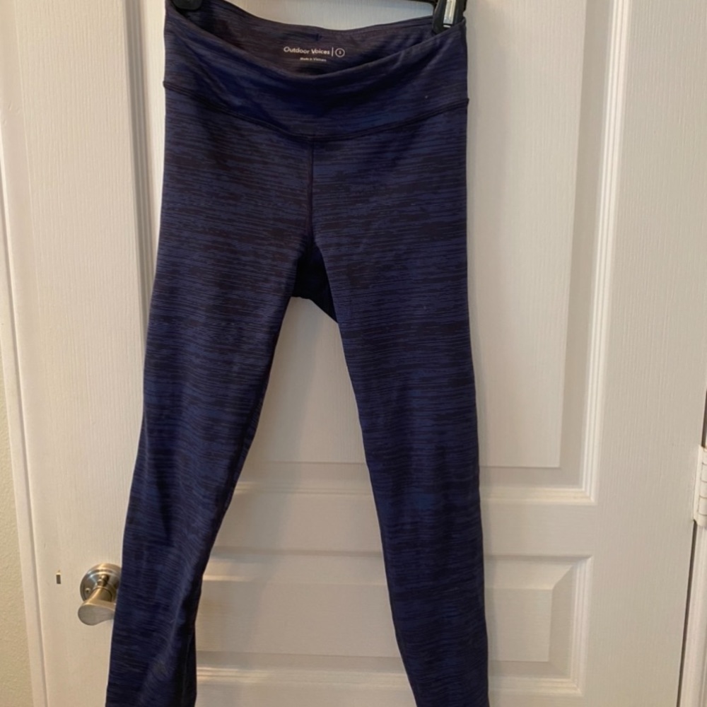 MOVING SALE- Outdoor Voices tech running capris